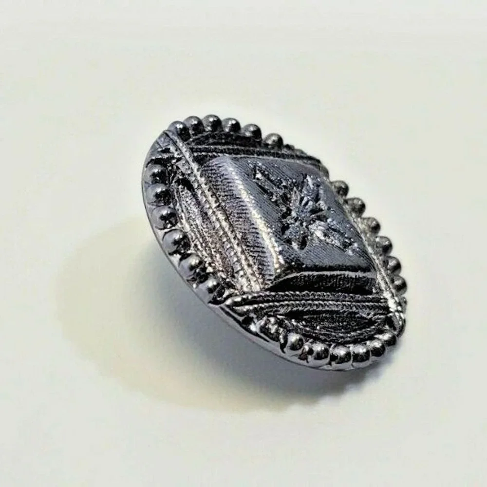 NEW St. John Replacement Button‎ Round Gold Plate Silver Chrome 22mm Designer